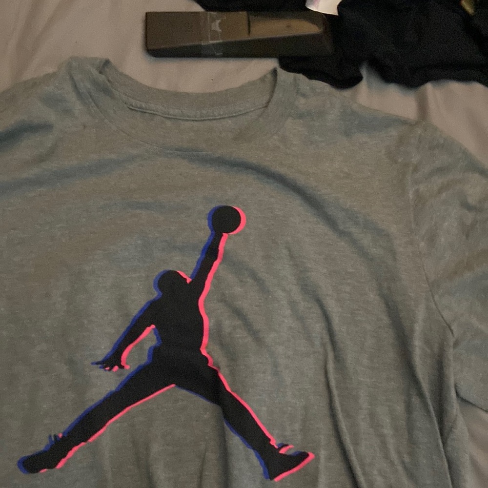 Woman’s size large gray Jordan t shirt
